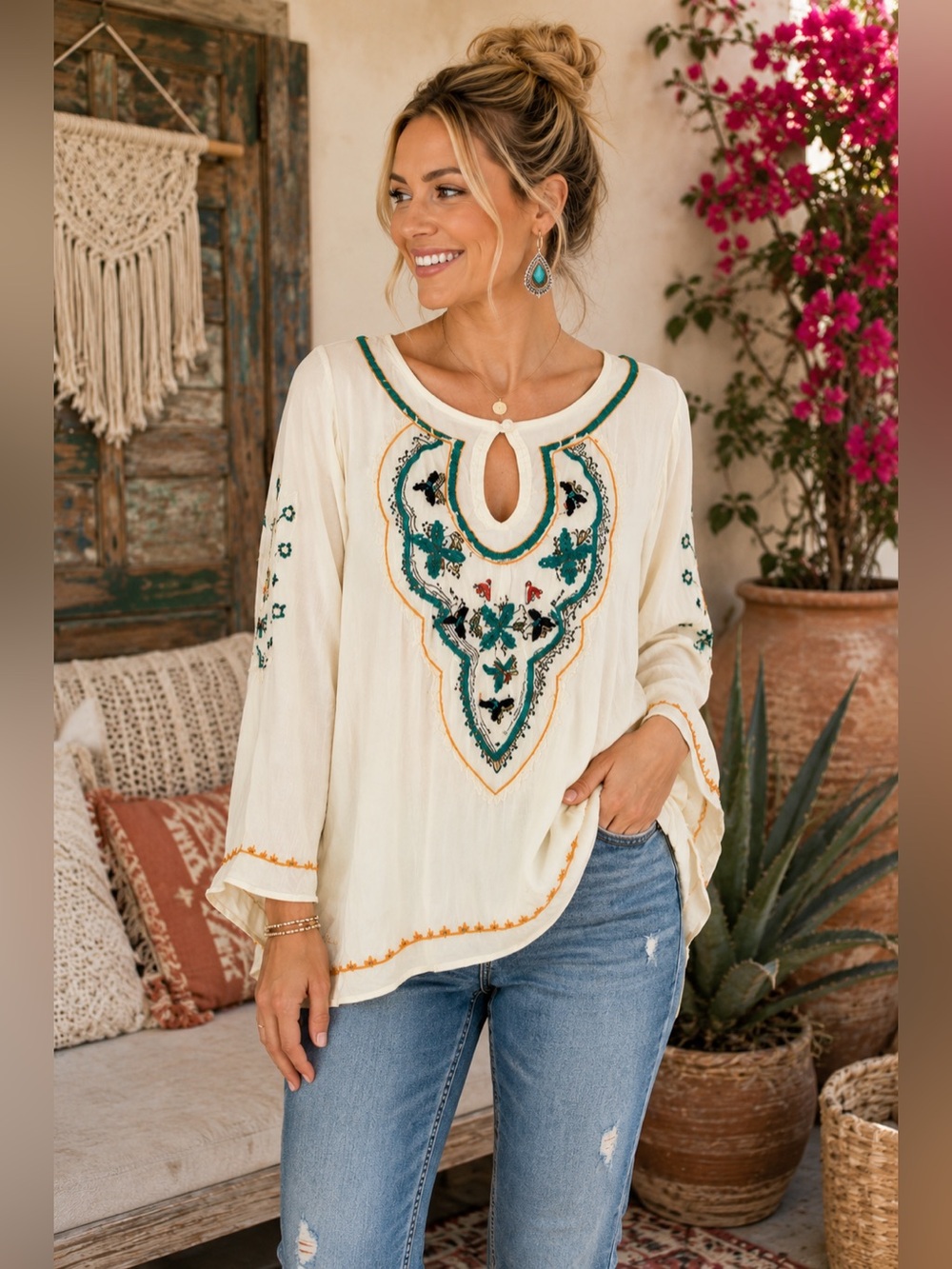 Liberty Love Embroidered Boho Tunic Top M Cream Keyhole Peasant Festival